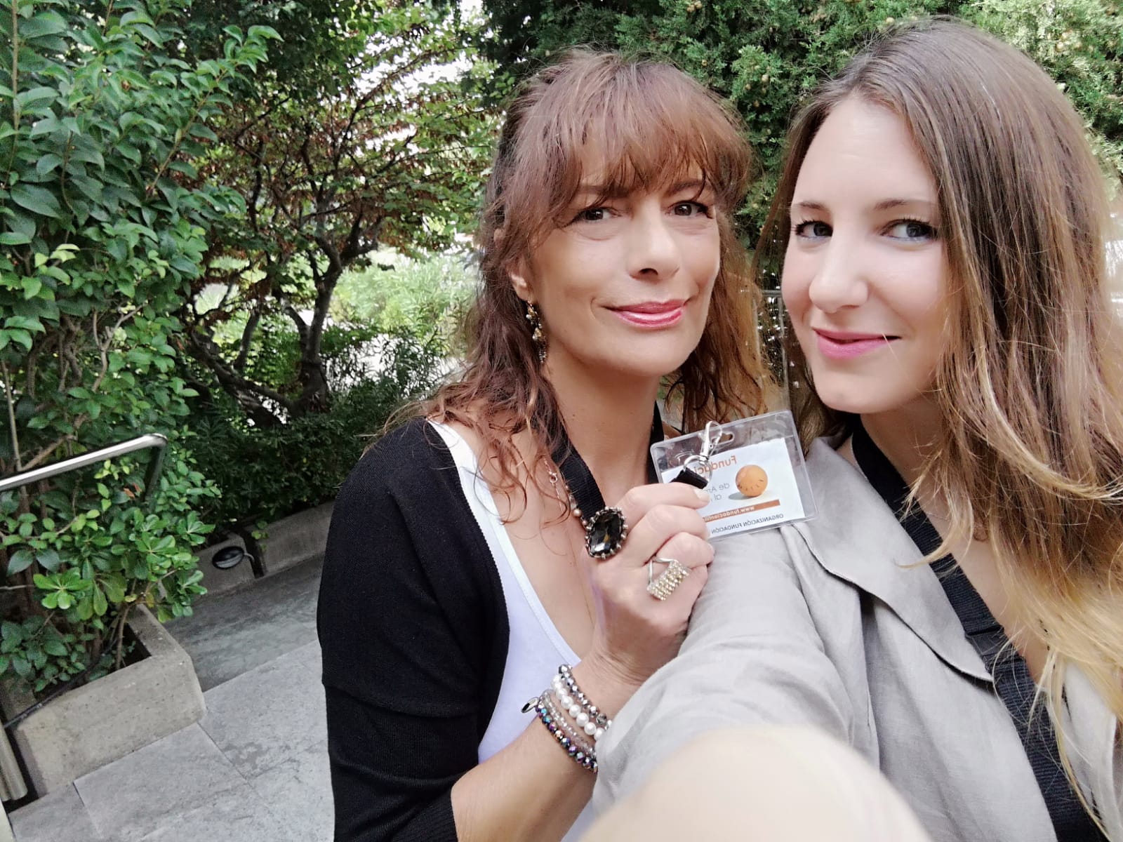 Alejandra y Paula